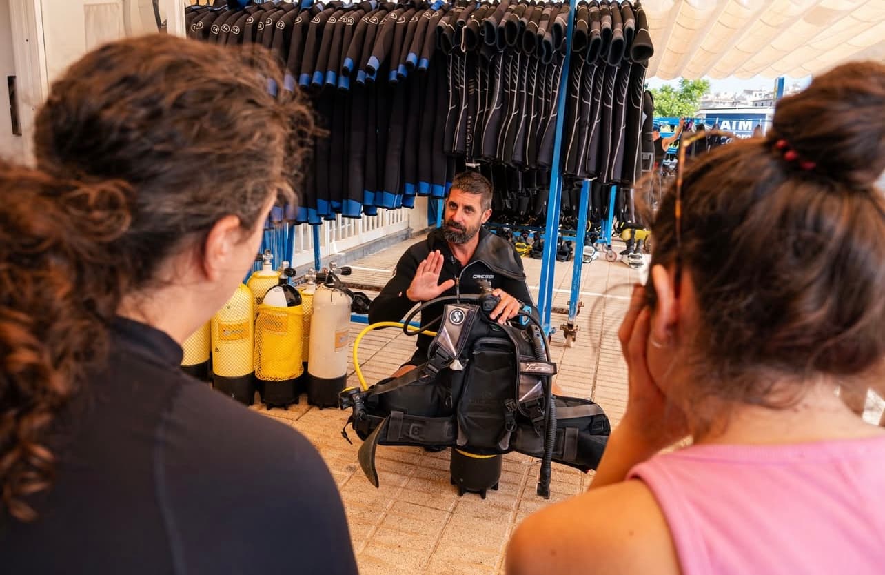Happy students after diving